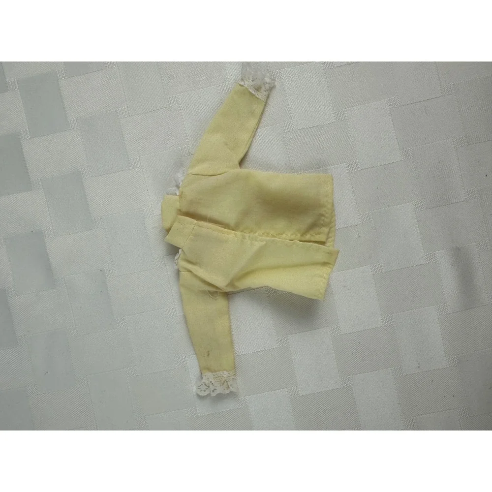 Vintage Barbie yellow lace ruffled shirt‎